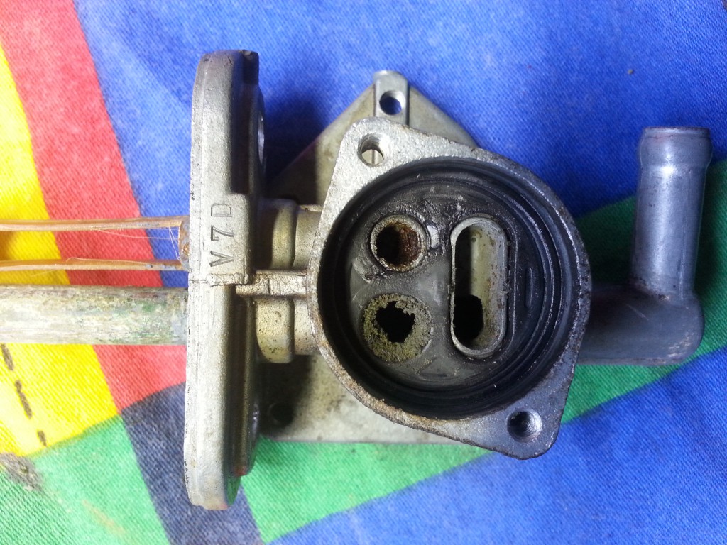 20151106_145634.jpg (1.79 MiB) 4193 mal betrachtet So sieht die Dichtung aus