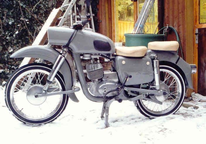 MZ ES 125.jpg